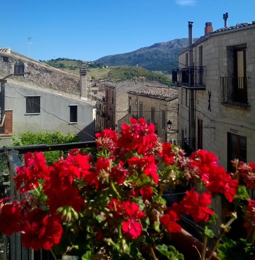 Cas'Antica Soprana Bed & Breakfast Petralia Soprana Exterior photo